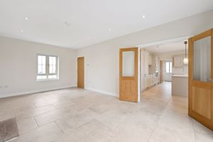 Sitting room- click for photo gallery
